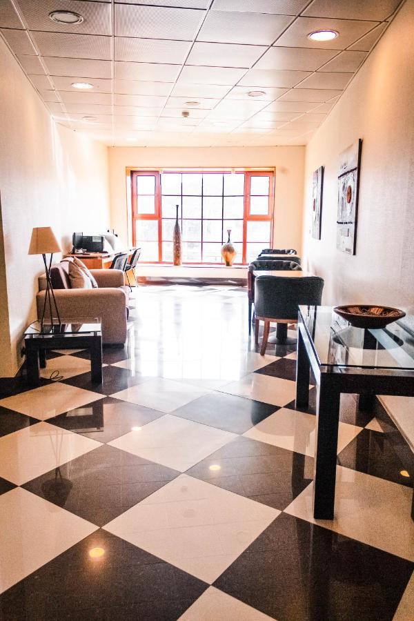 Hotel Diego De Almagro Coyhaique Zewnętrze zdjęcie