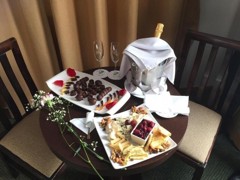 Hotel Diego De Almagro Coyhaique Zewnętrze zdjęcie
