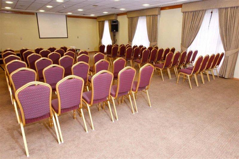 Hotel Diego De Almagro Coyhaique Zewnętrze zdjęcie