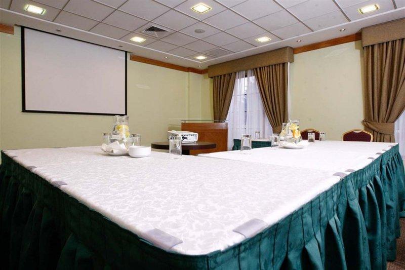 Hotel Diego De Almagro Coyhaique Zewnętrze zdjęcie