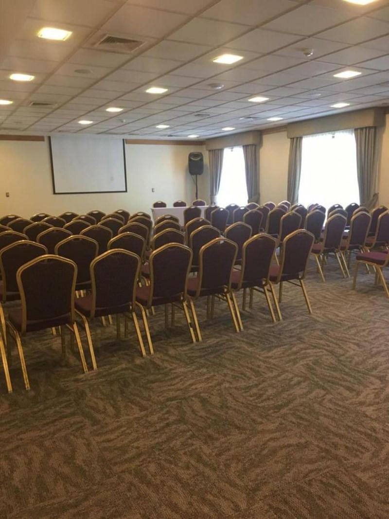 Hotel Diego De Almagro Coyhaique Zewnętrze zdjęcie