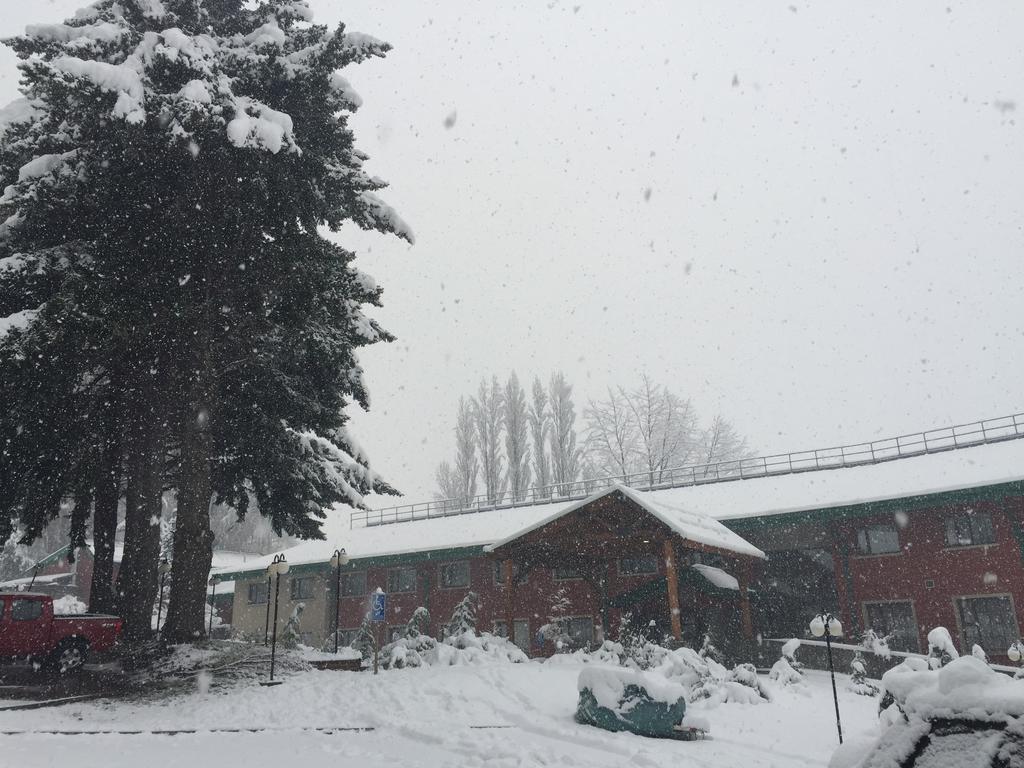 Hotel Diego De Almagro Coyhaique Zewnętrze zdjęcie